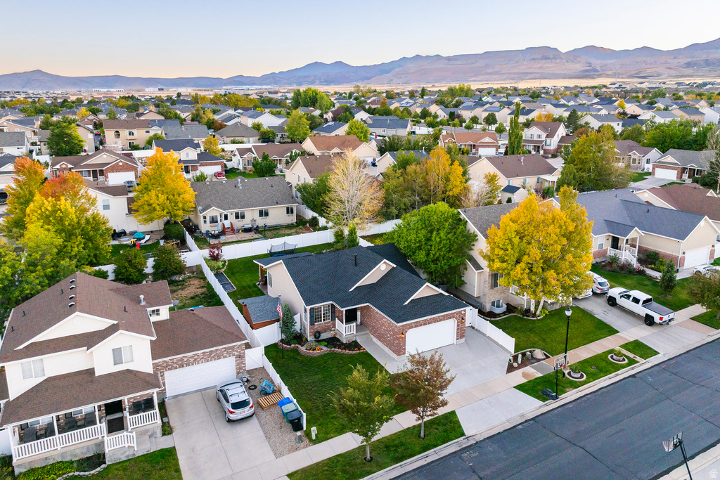 6627 W VALLEY OAK DR West Jordan, UT 84081