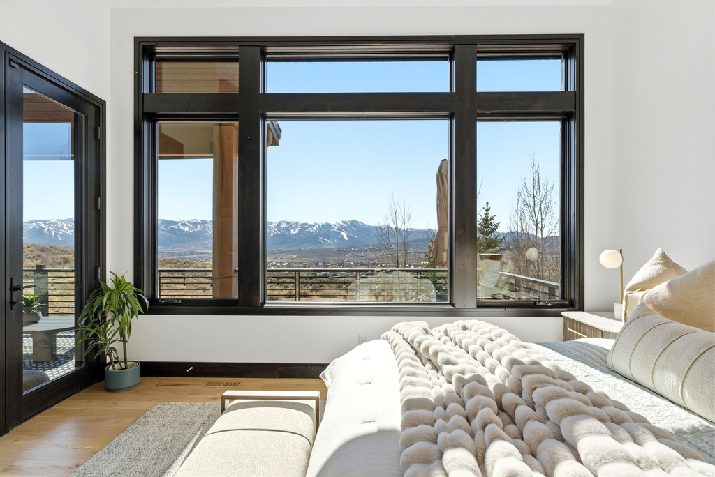 8833 HIGHFIELD RD Park City, UT 84098