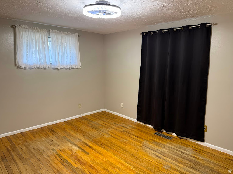 7346 S COTTONWOOD ST Midvale, UT 84047