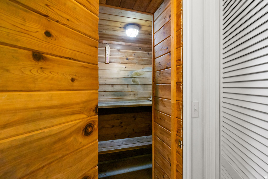 787 E 4315 S Millcreek, UT 84107