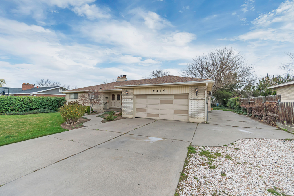 6250 S WESTRIDGE ST Murray, UT 84107