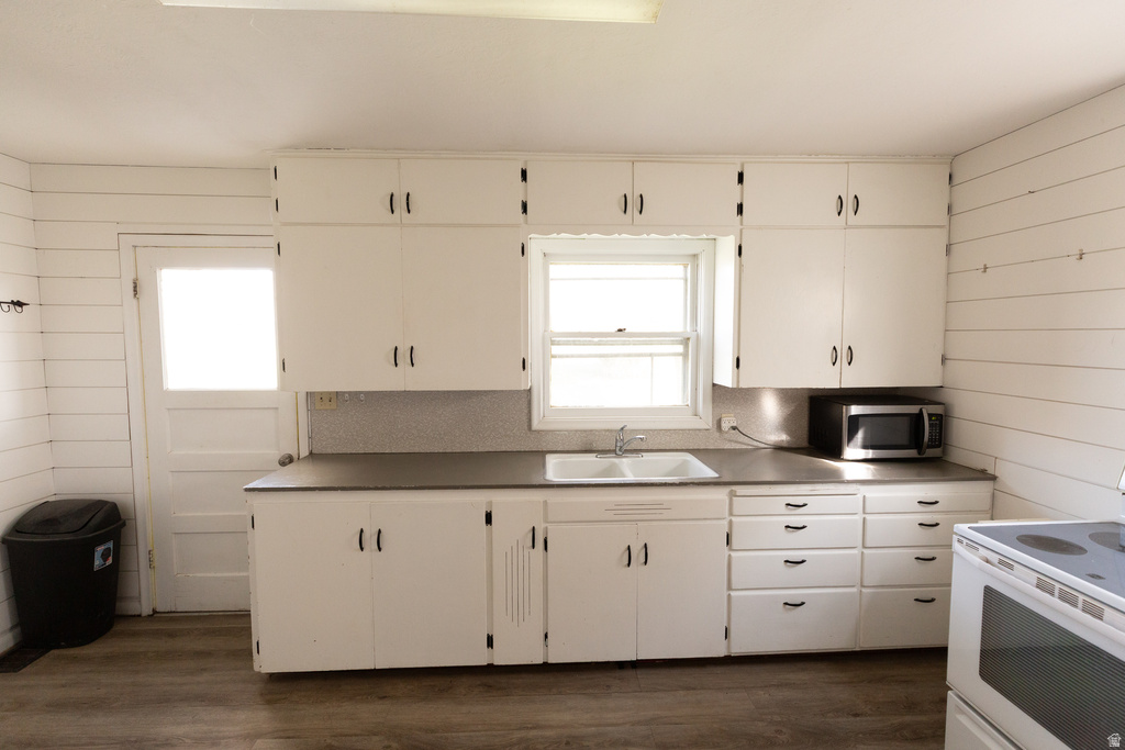 9205 S 100 E Paradise, UT 84328