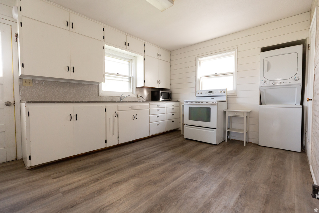 9205 S 100 E Paradise, UT 84328