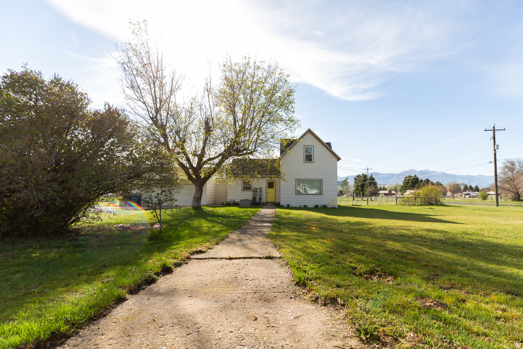 9205 S 100 E Paradise, UT 84328