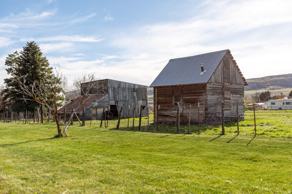 9205 S 100 E Paradise, UT 84328