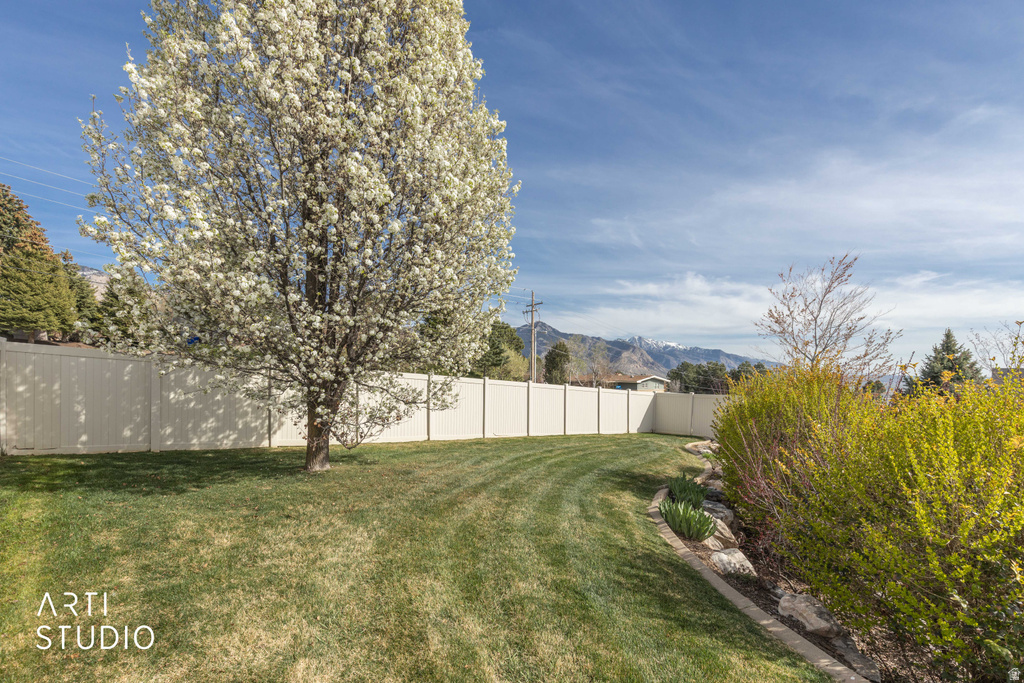 502 W ALDER CREEK DR Pleasant View, UT 84414