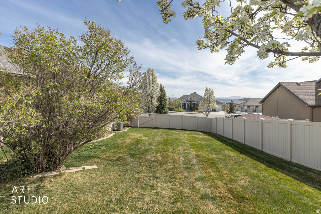 502 W ALDER CREEK DR Pleasant View, UT 84414