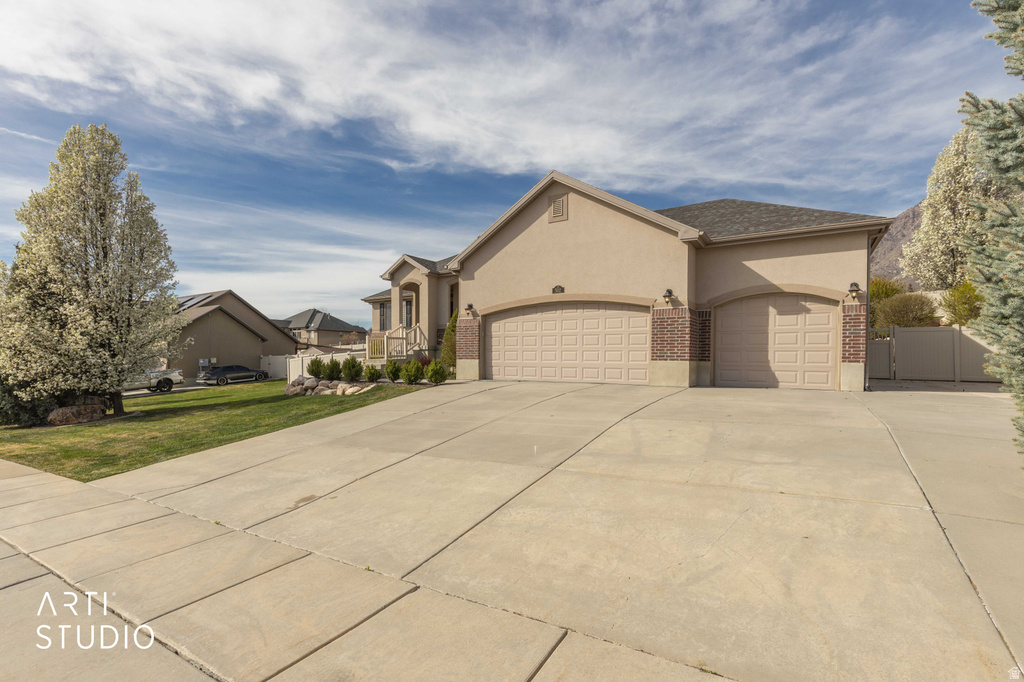 502 W ALDER CREEK DR Pleasant View, UT 84414