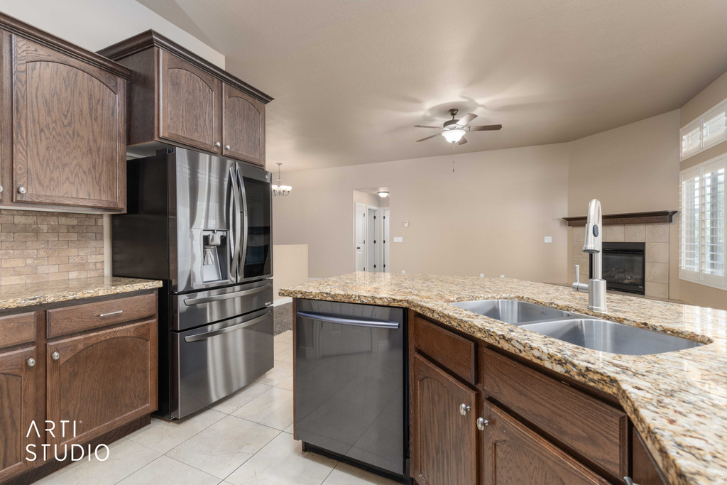 502 W ALDER CREEK DR Pleasant View, UT 84414