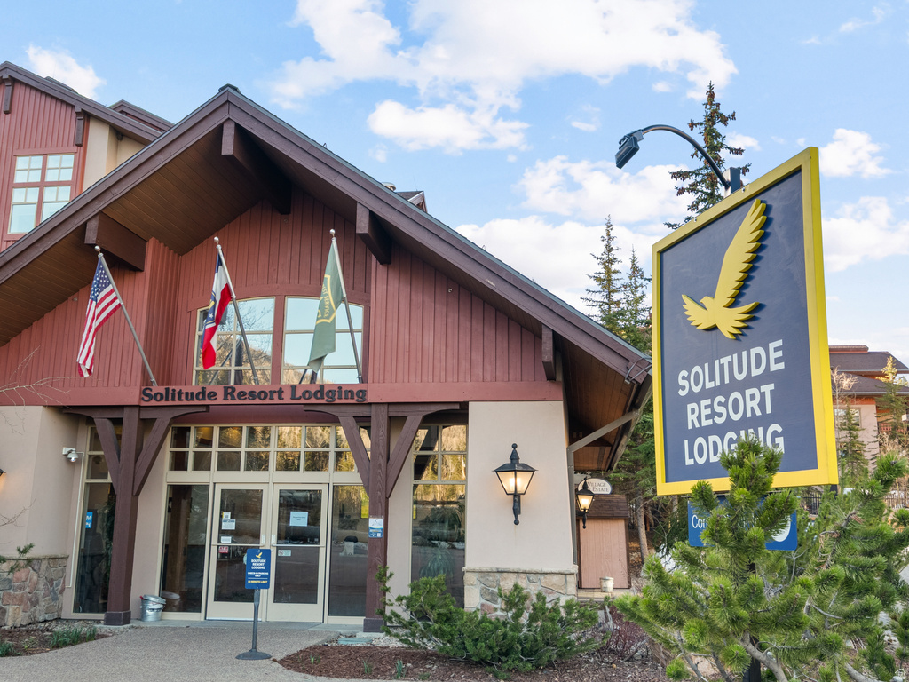 12090 BIG COTTONWOOD RD #303 Solitude, UT 84121