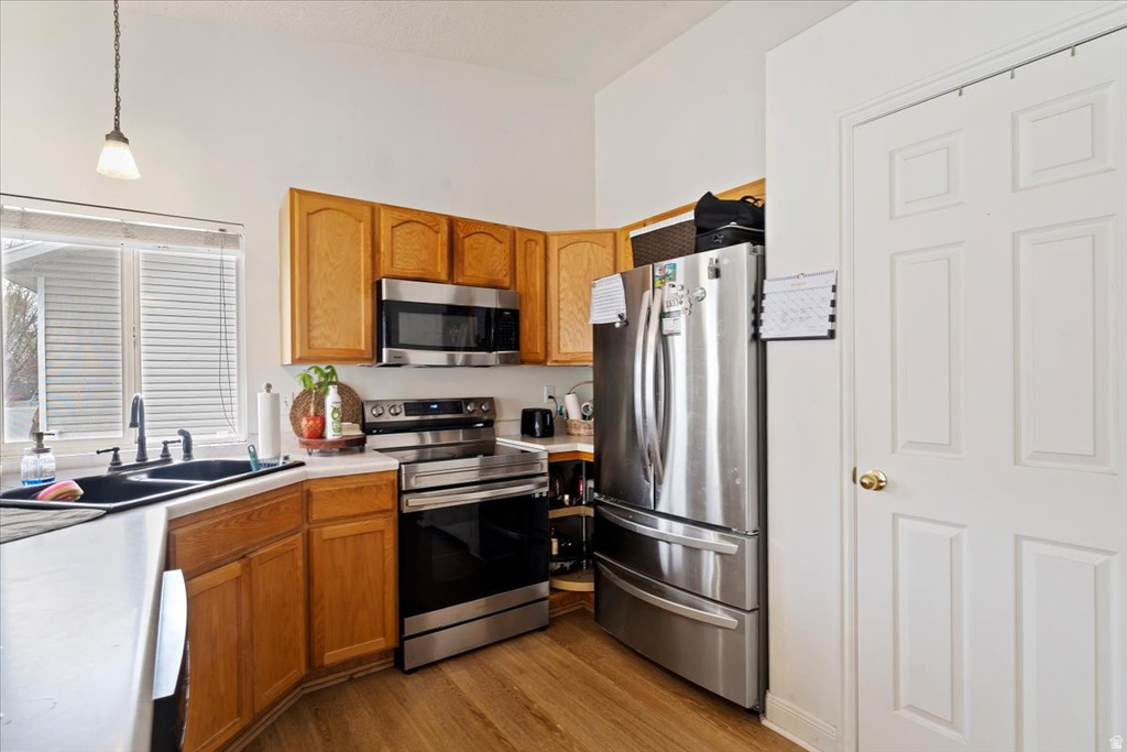 1433 W PEBBLECREEK DR Layton, UT 84041