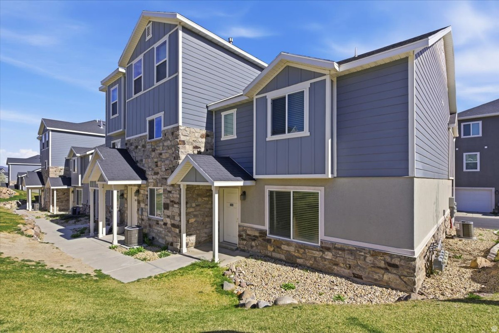 14424 S OAKFIELD WAY Herriman, UT 84096