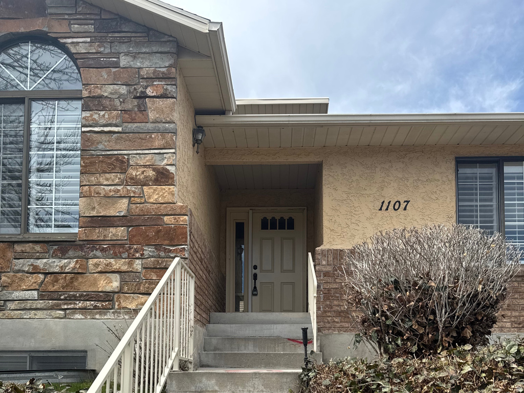 1107 E BRIGADOON CT Holladay, UT 84117