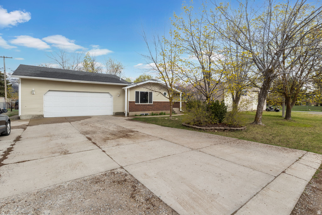 151 S 400 E Hyrum, UT 84319