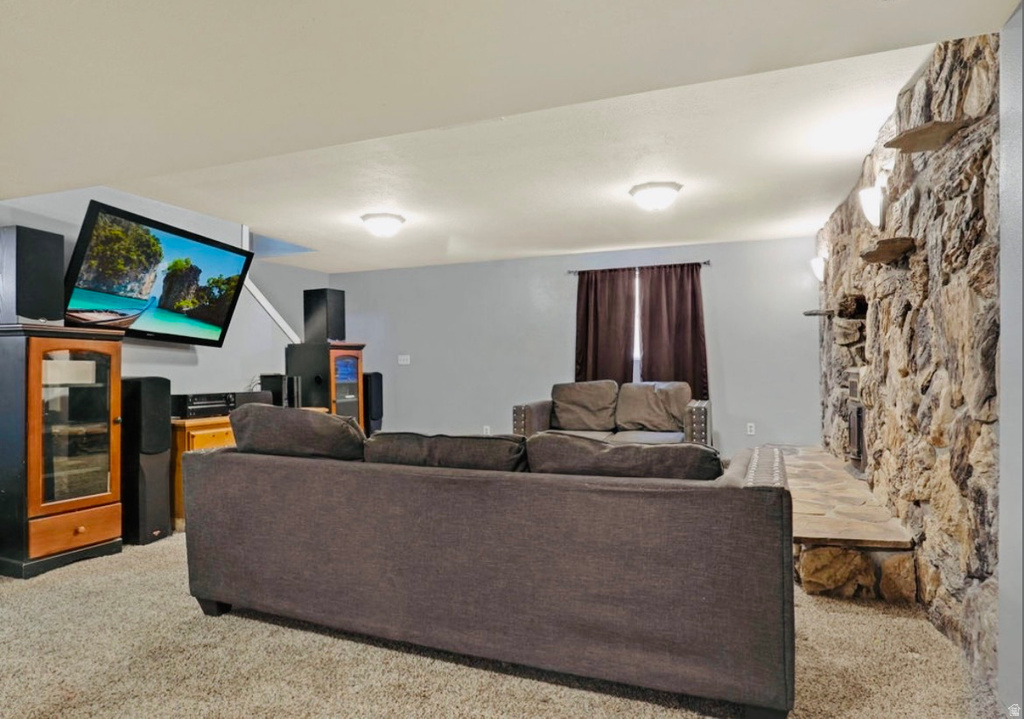 151 S 400 E Hyrum, UT 84319