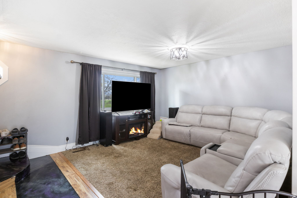 151 S 400 E Hyrum, UT 84319