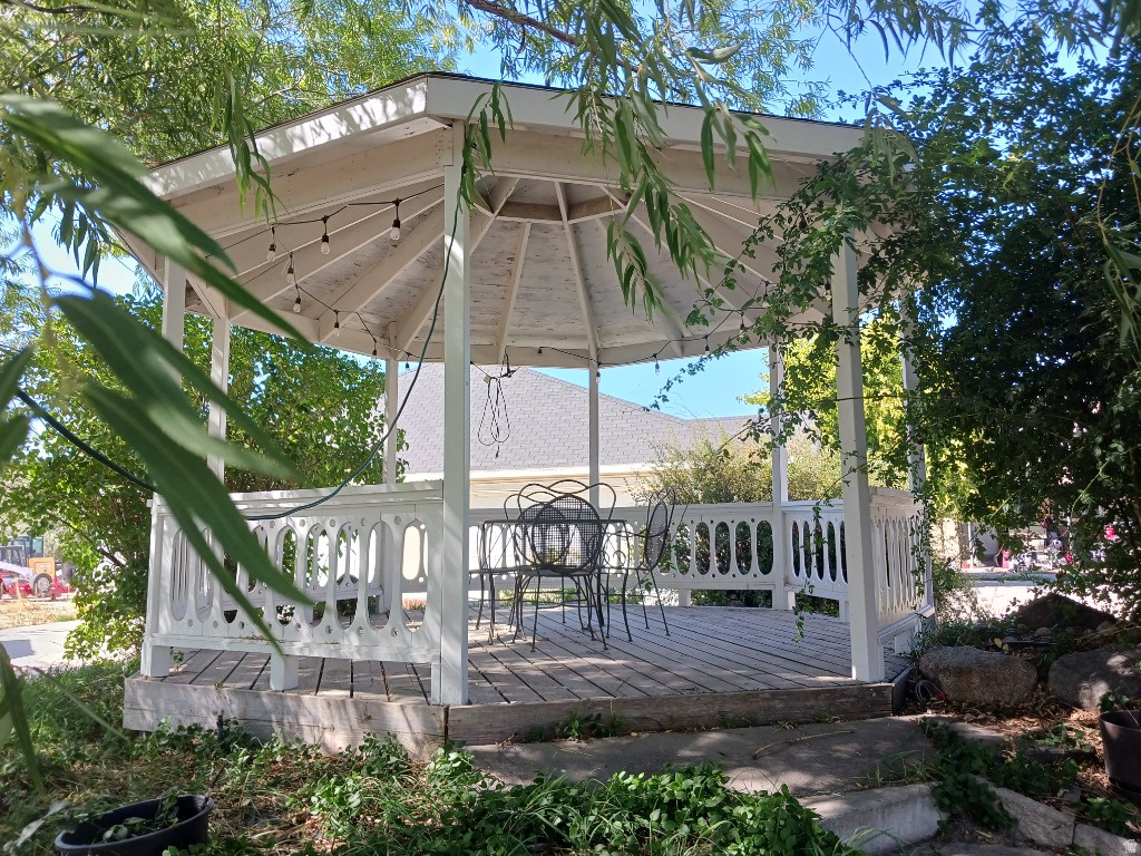 1481 W MIDAS CREEK DR South Jordan, UT 84095