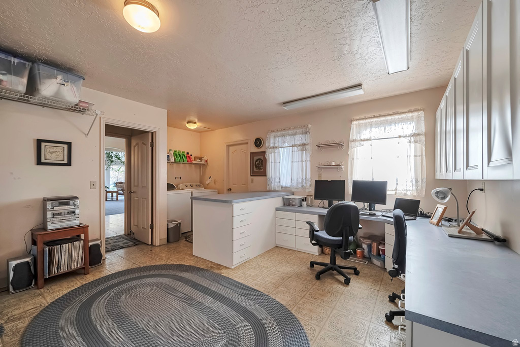 1481 W MIDAS CREEK DR South Jordan, UT 84095