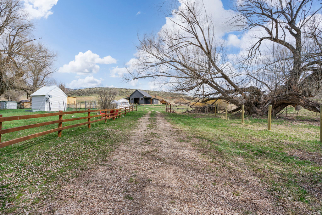 2554 W STATE ROAD 32 Peoa, UT 84061