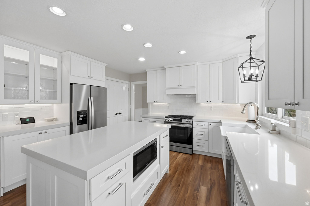 9483 S OVERLEIGH CT South Jordan, UT 84095