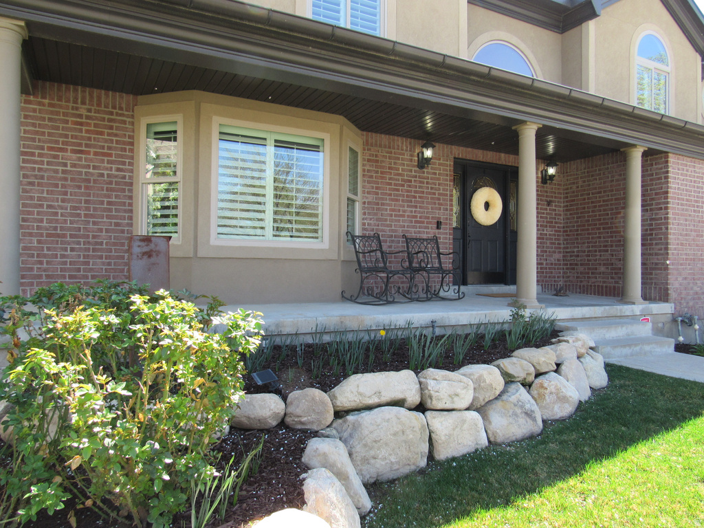 9483 S OVERLEIGH CT South Jordan, UT 84095