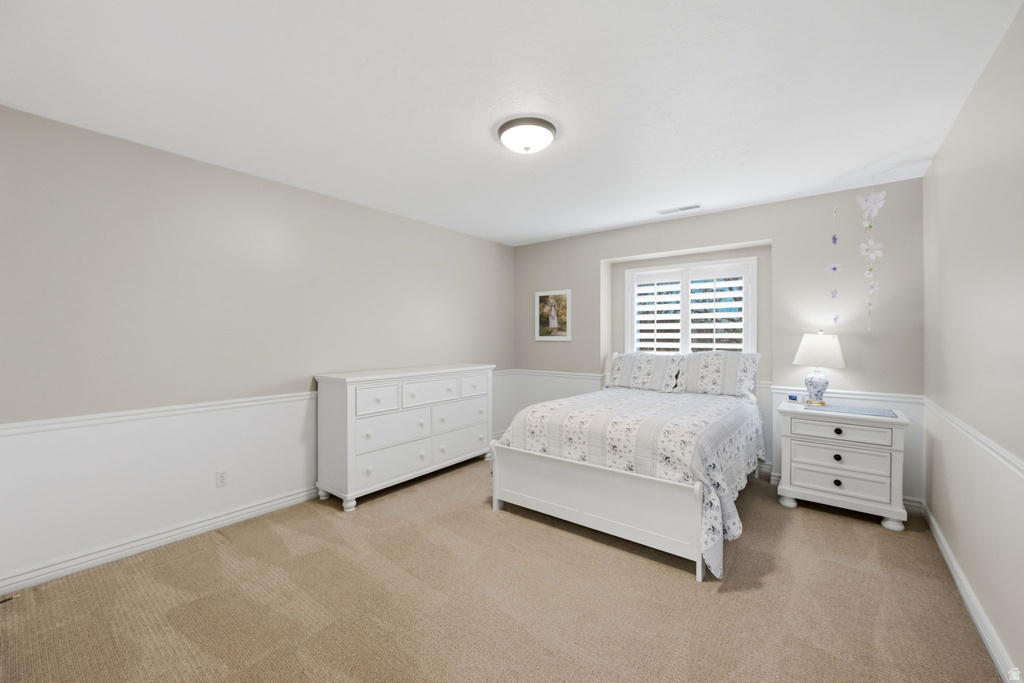 9483 S OVERLEIGH CT South Jordan, UT 84095