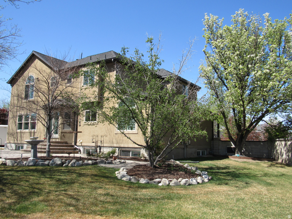 9483 S OVERLEIGH CT South Jordan, UT 84095