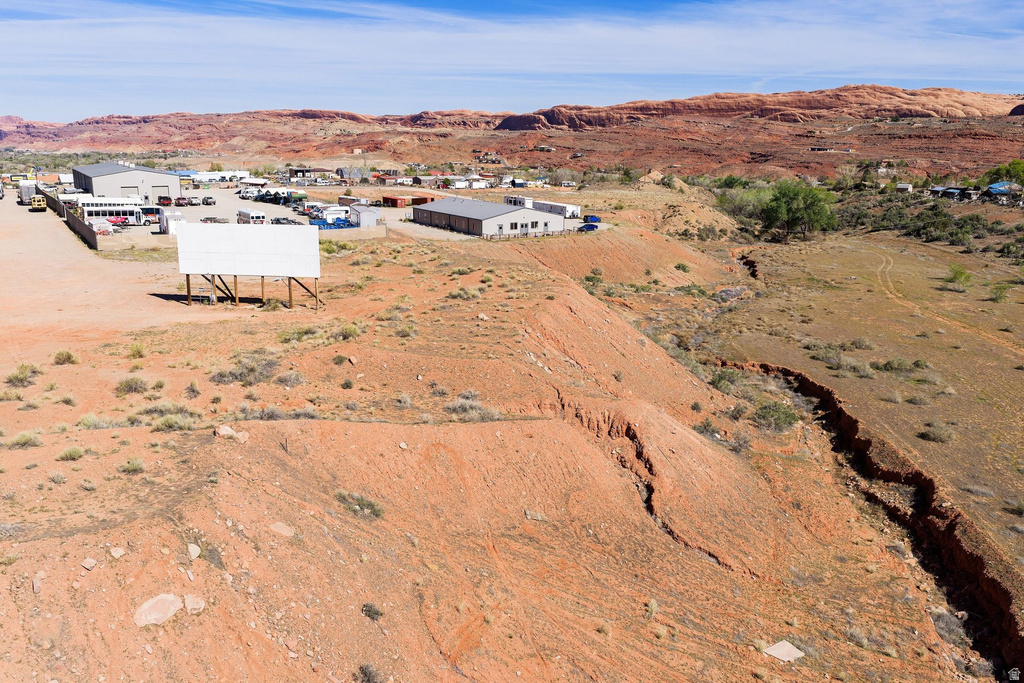 2001 S HIGHWAY 191 Moab, UT 84532