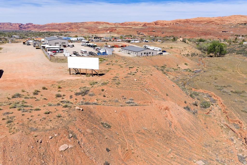 2001 S HIGHWAY 191 Moab, UT 84532