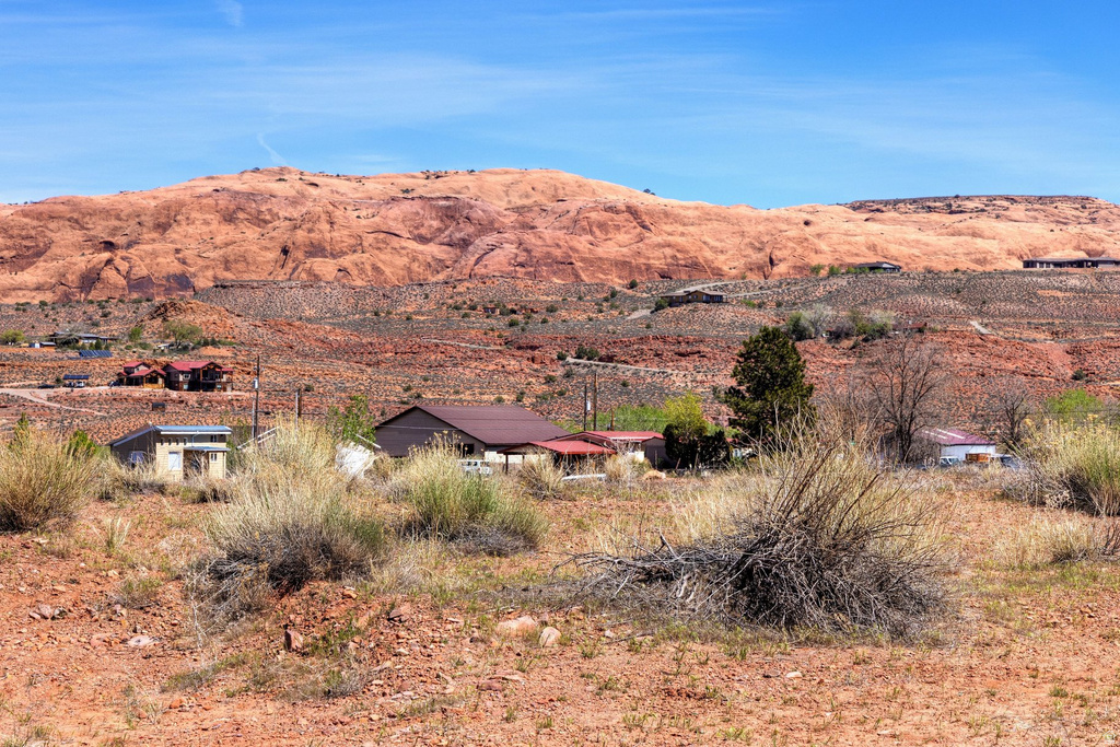 2001 S HIGHWAY 191 Moab, UT 84532