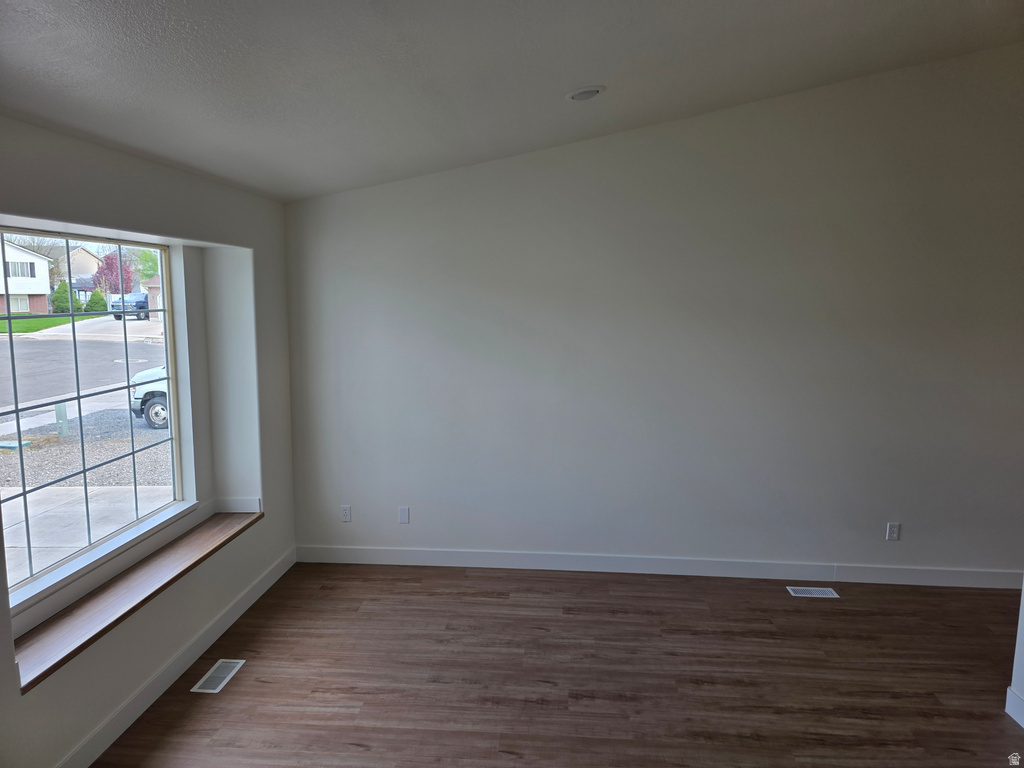 2023 N 1615 W Clinton, UT 84015