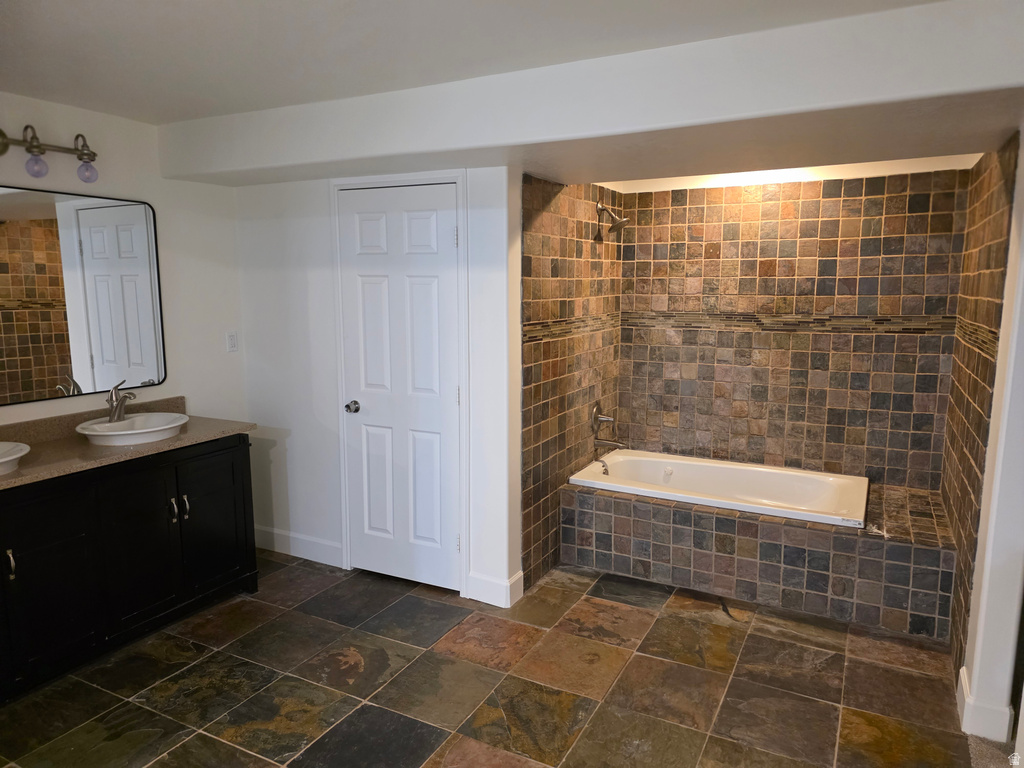 2023 N 1615 W Clinton, UT 84015