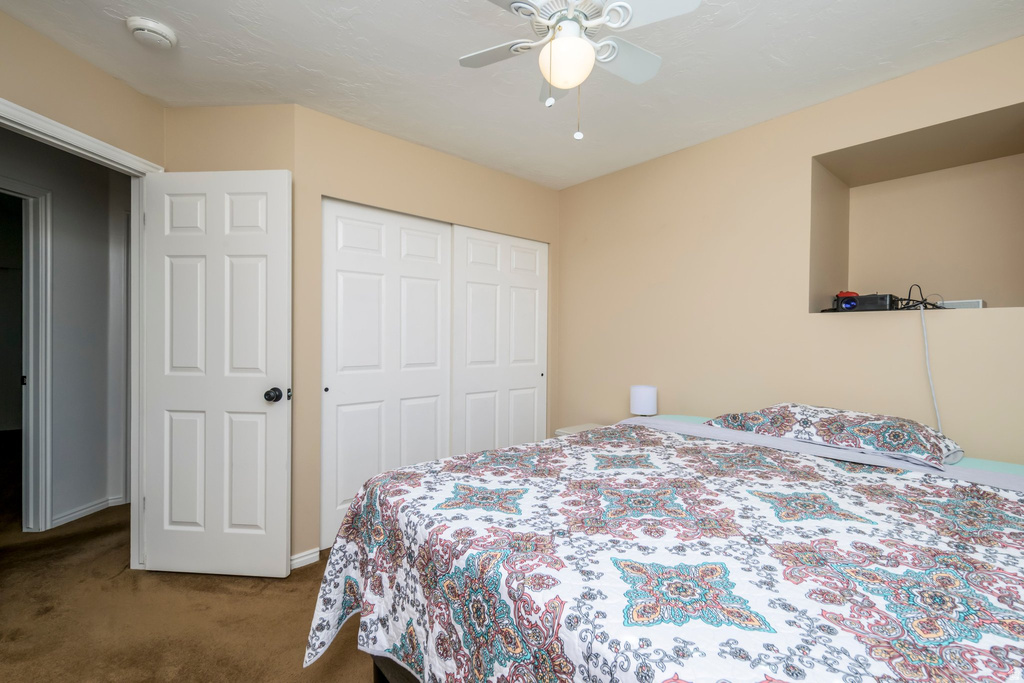 1123 E 11780 S Sandy, UT 84094