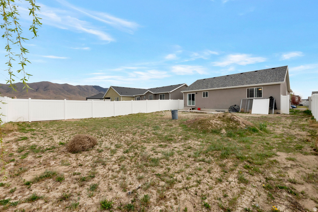 1357 E SKIP ST Eagle Mountain, UT 84005