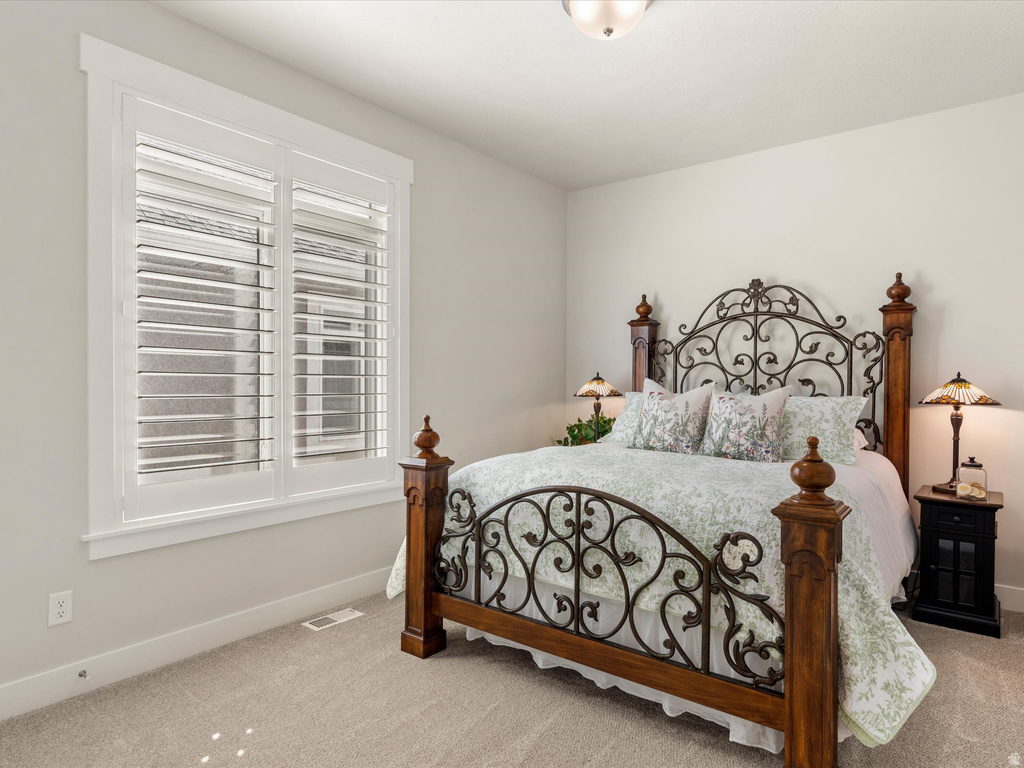 5603 W 5600 S Hooper, UT 84315