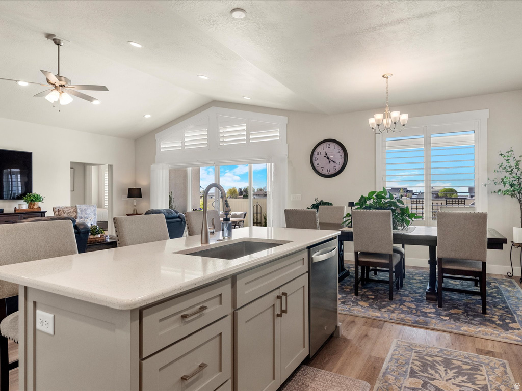 5603 W 5600 S Hooper, UT 84315