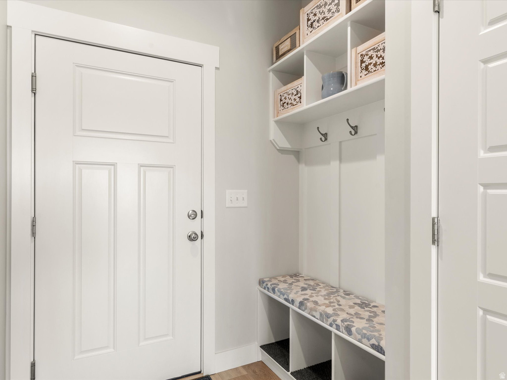 5603 W 5600 S Hooper, UT 84315