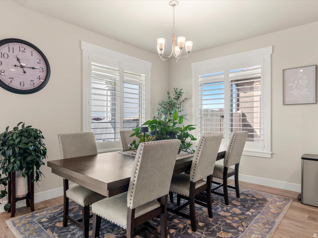 5603 W 5600 S Hooper, UT 84315