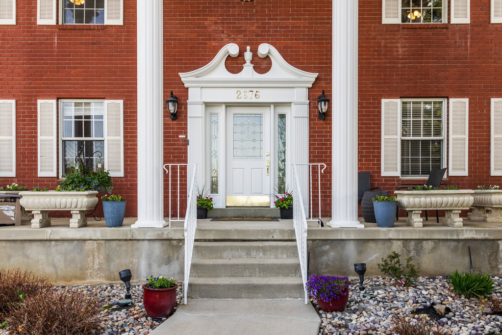 2676 E HILL CLIMB CIR Sandy, UT 84092