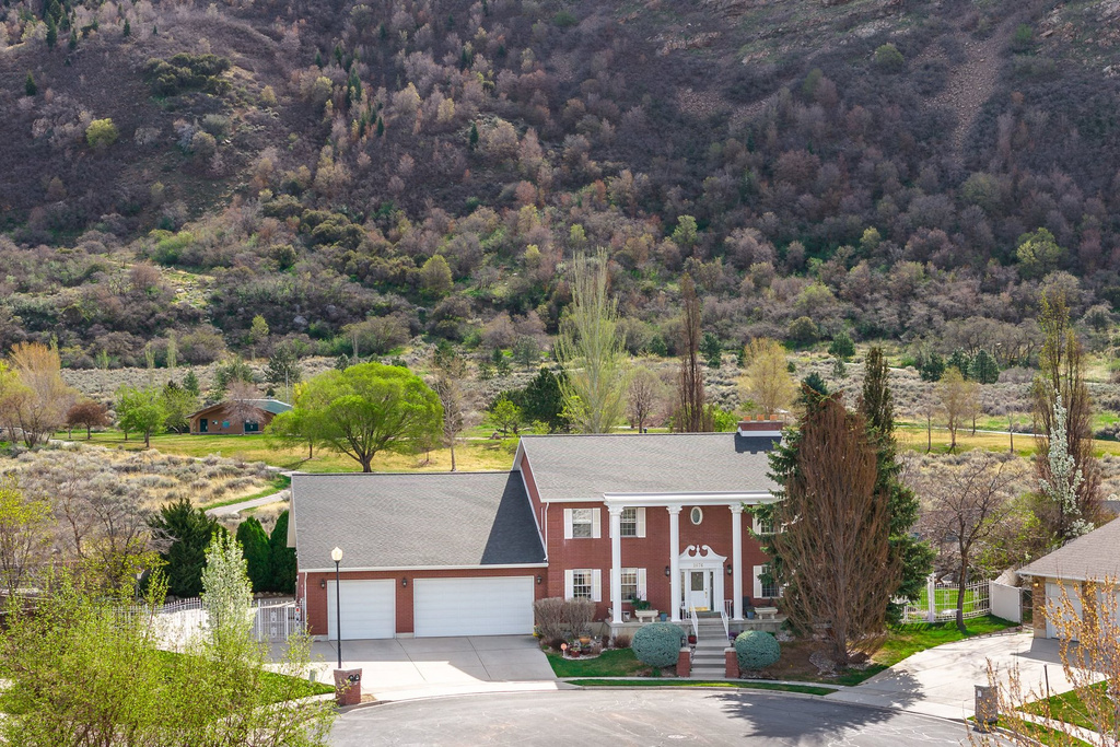 2676 E HILL CLIMB CIR Sandy, UT 84092