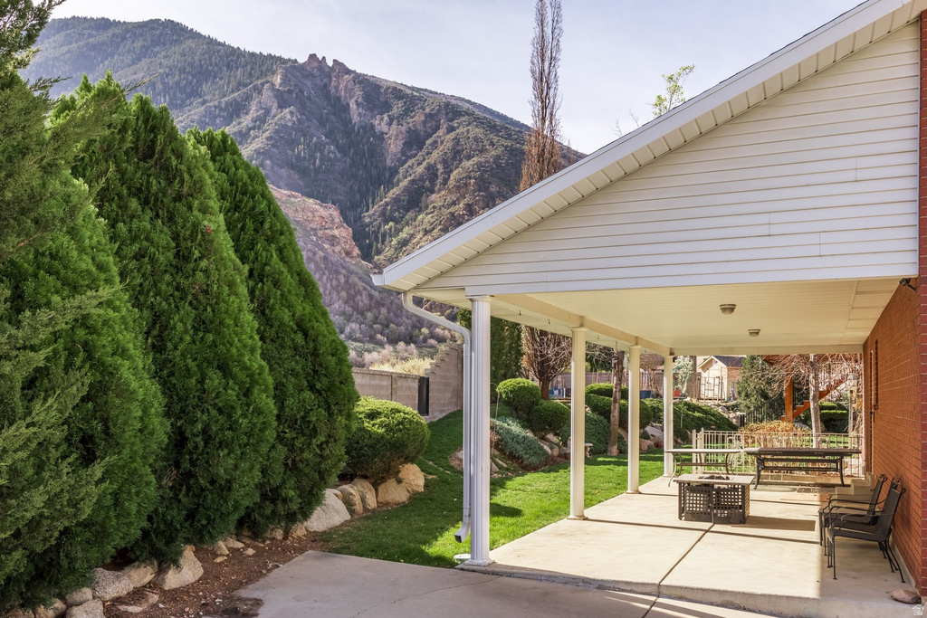 2676 E HILL CLIMB CIR Sandy, UT 84092