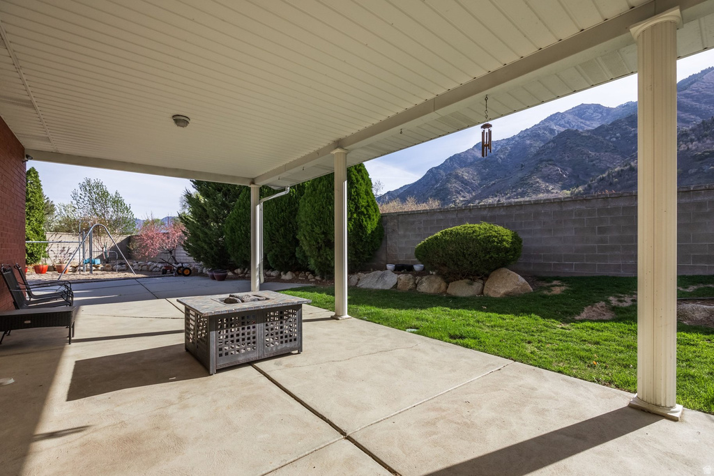 2676 E HILL CLIMB CIR Sandy, UT 84092