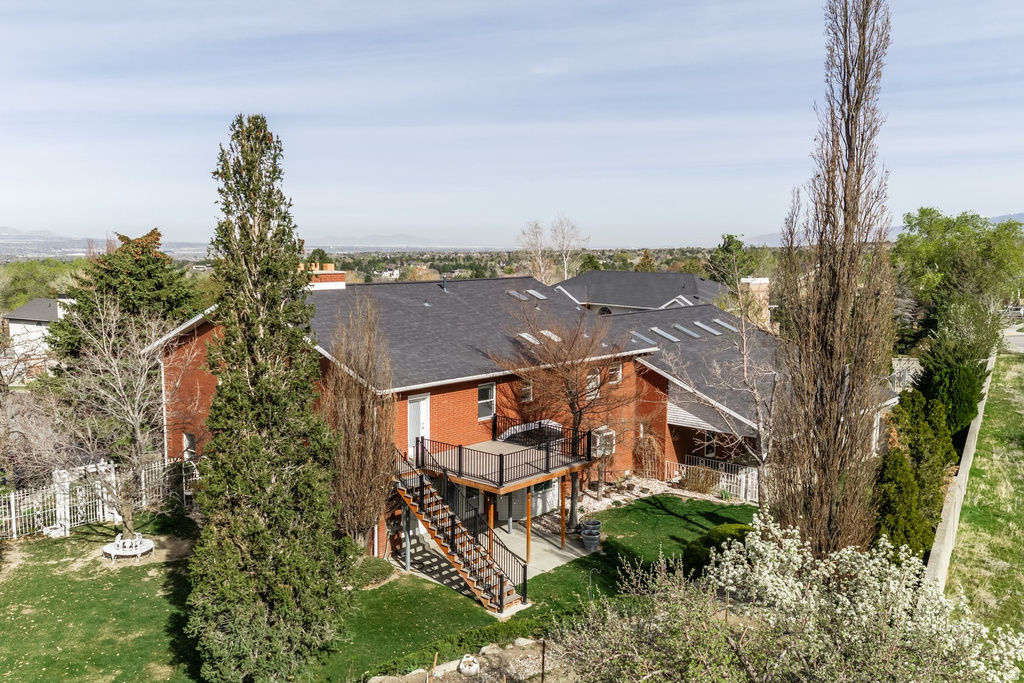 2676 E HILL CLIMB CIR Sandy, UT 84092