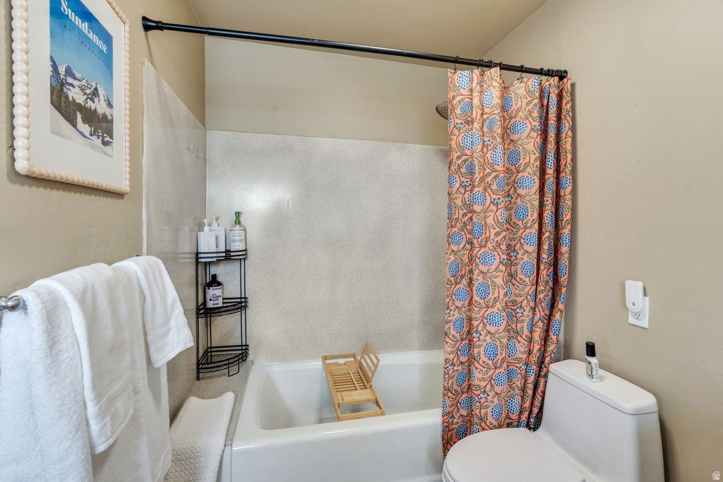 11056 N MANOR DR Highland, UT 84003