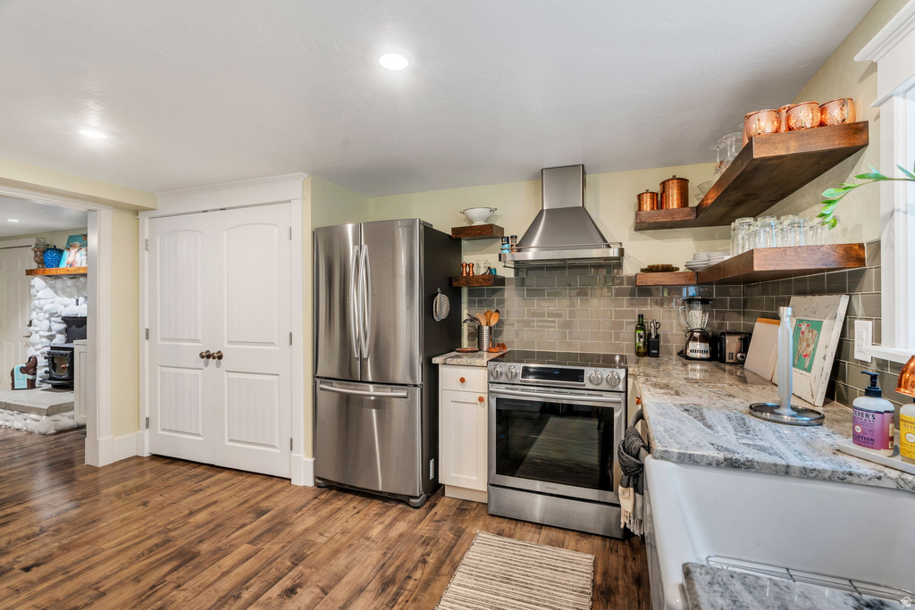 11056 N MANOR DR Highland, UT 84003