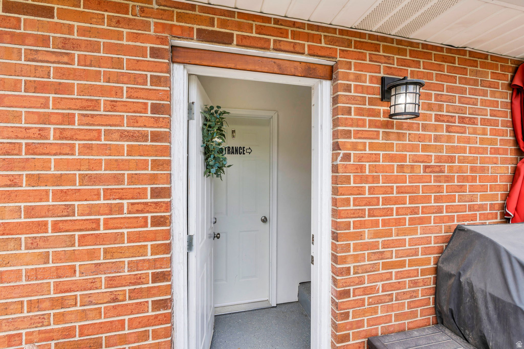 11056 N MANOR DR Highland, UT 84003