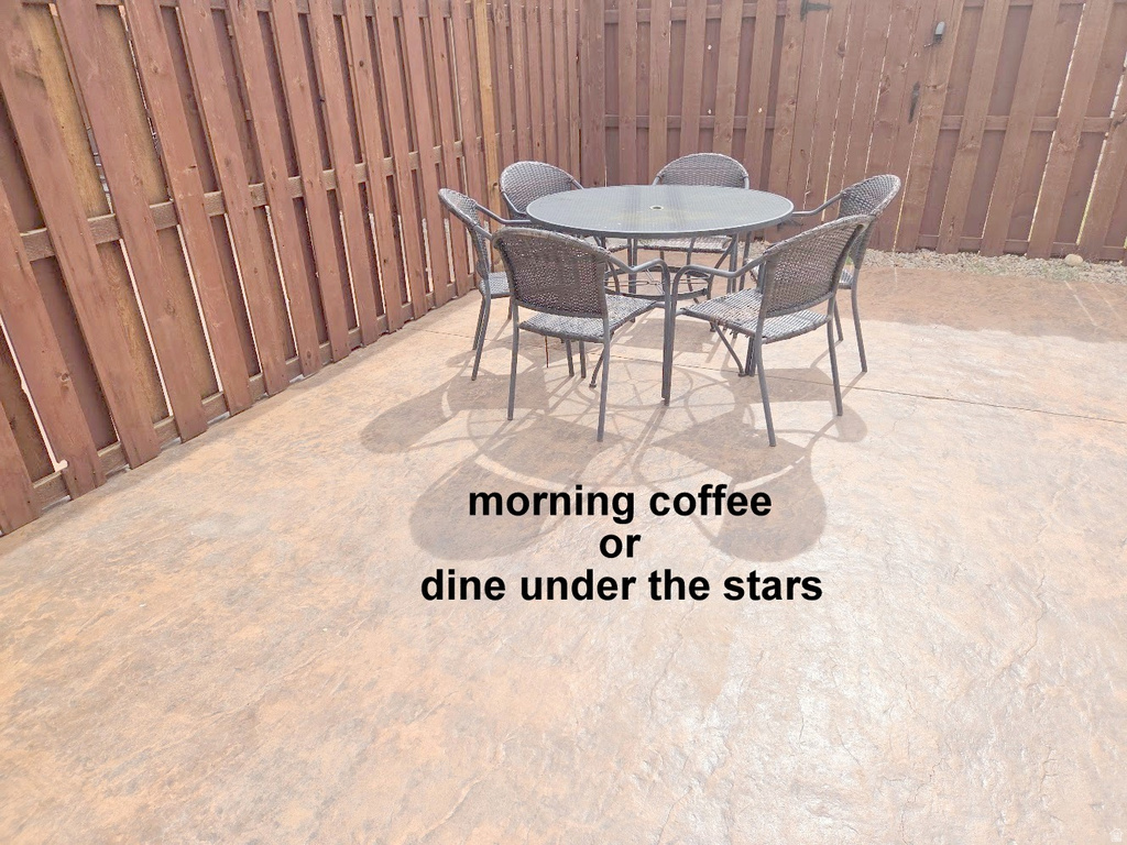 10 DESERT WIND DR Moab, UT 84532