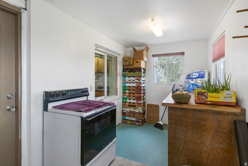 1933 S LEE LN Vernon, UT 84080