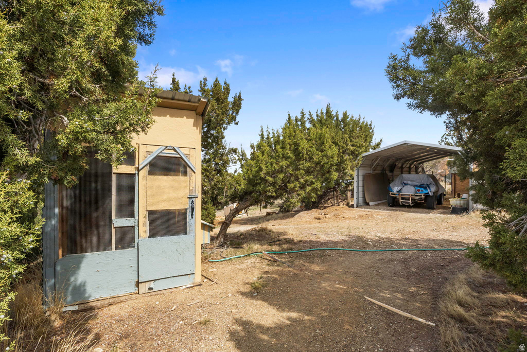 1933 S LEE LN Vernon, UT 84080