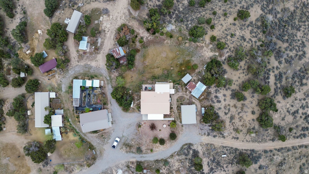 1933 S LEE LN Vernon, UT 84080